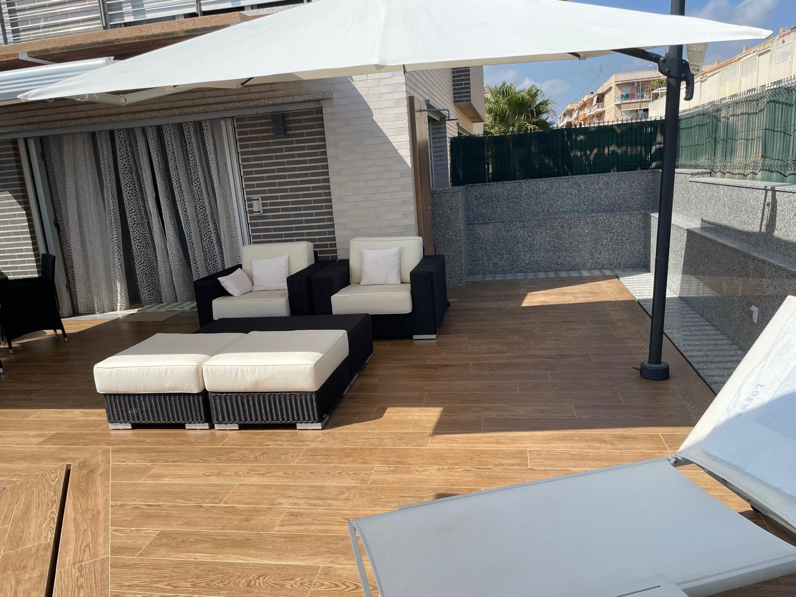 Imagen 28 Casa en venta en Daimús / En primera línea de la playa de Daimuz