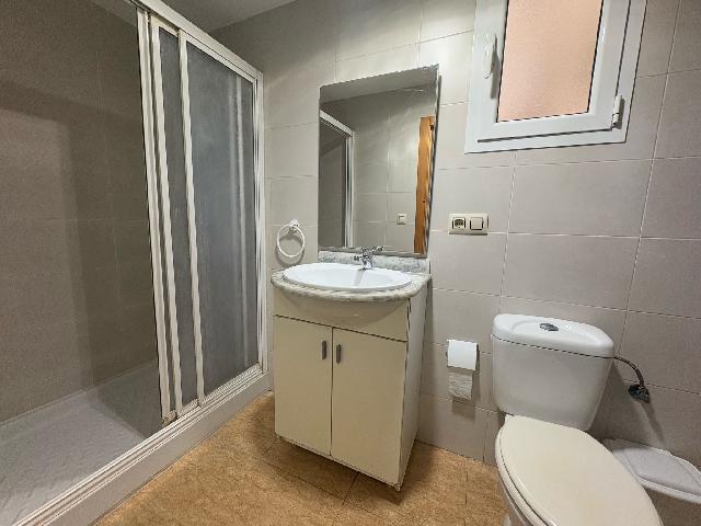 Imagen 2 Inmueble 292583 - Piso en venta en Valencia / Próxima al Centro Comercial Arena