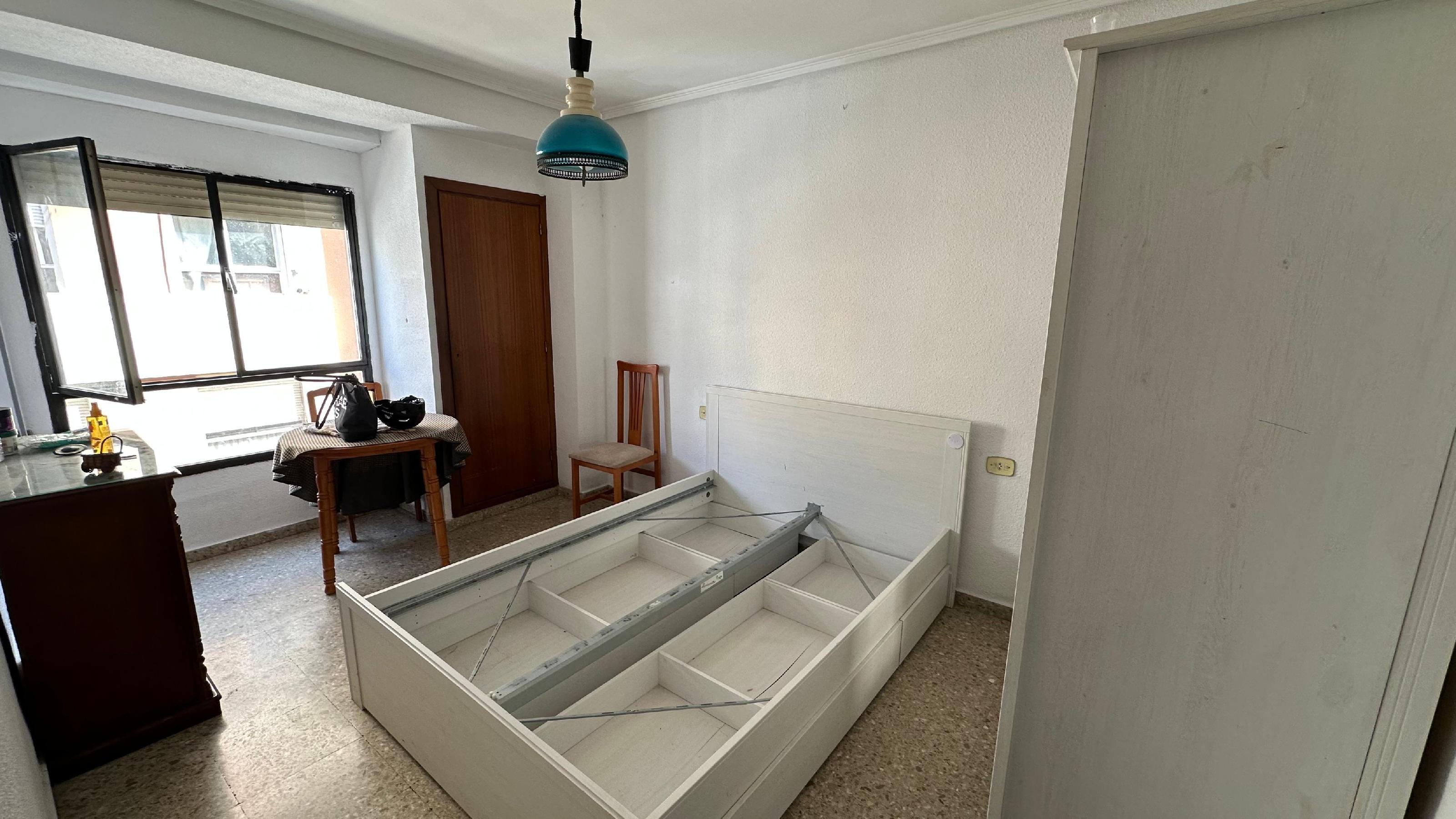 Imagen 6 Piso en venta en Valencia / Próxima a la plaza de Rojas Clemente