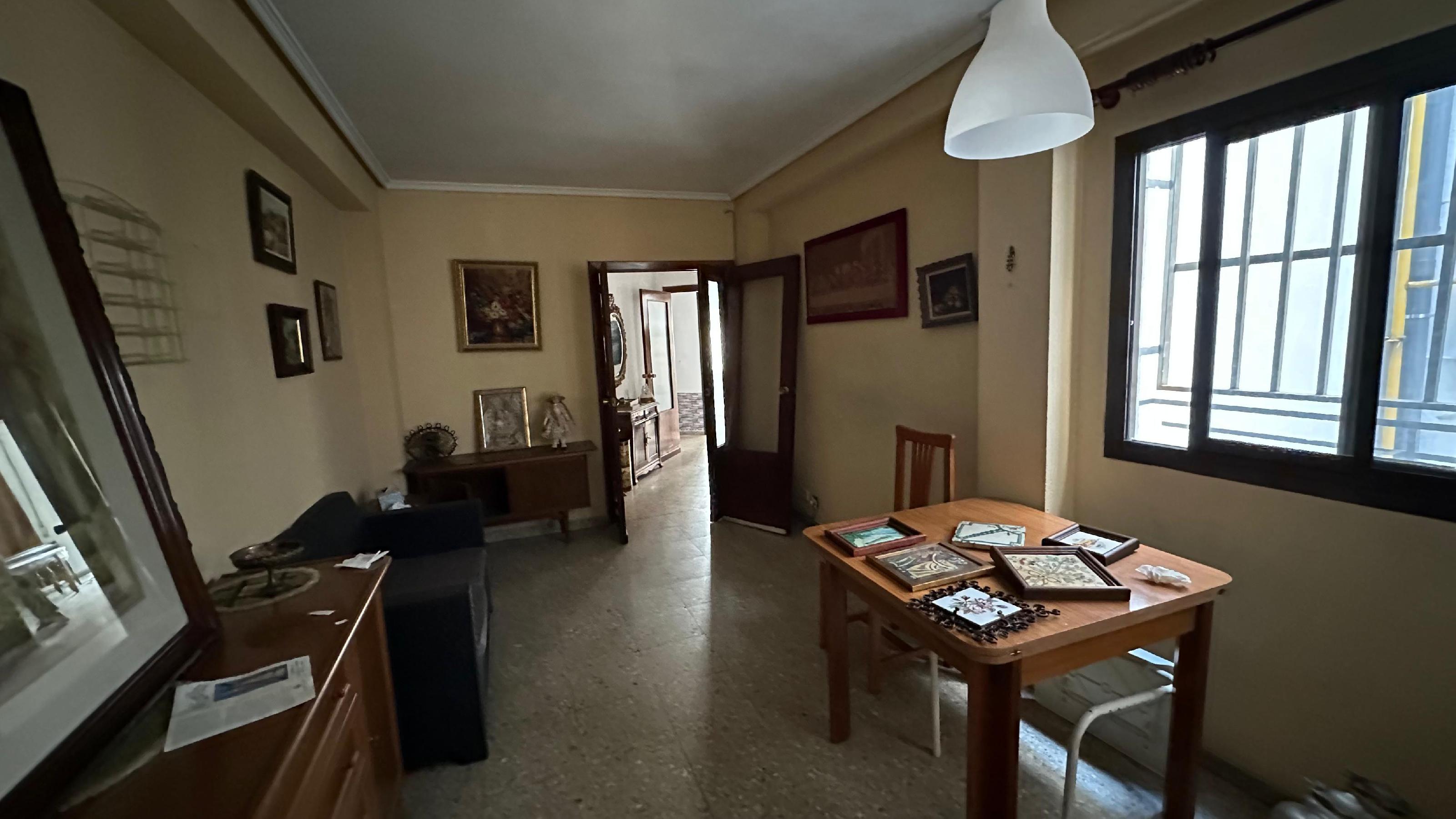 Imagen 4 Piso en venta en Valencia / Próxima a la plaza de Rojas Clemente