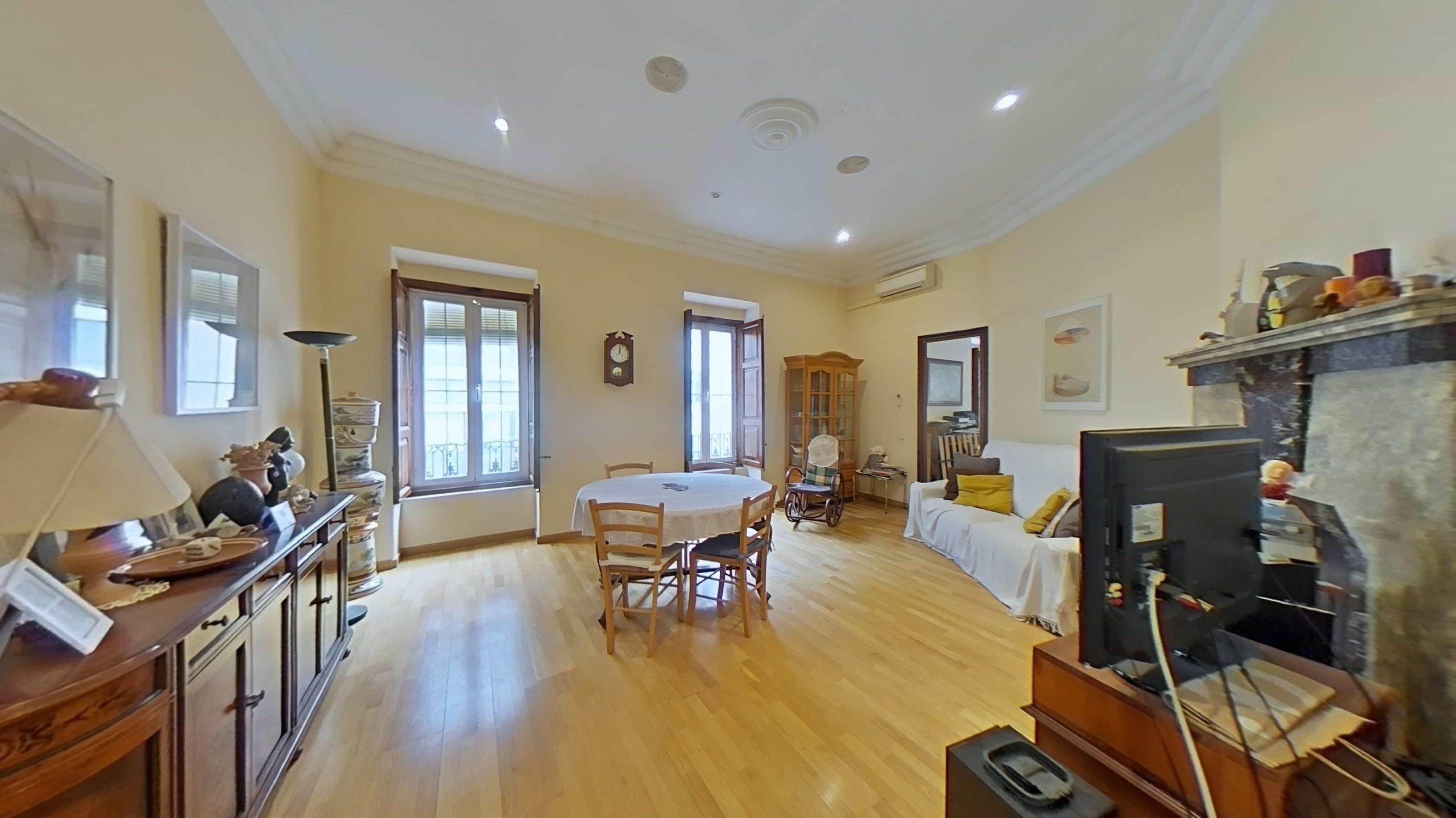 Imagen 26 Piso en venta en Valencia / Junto al Mercado de Ruzafa