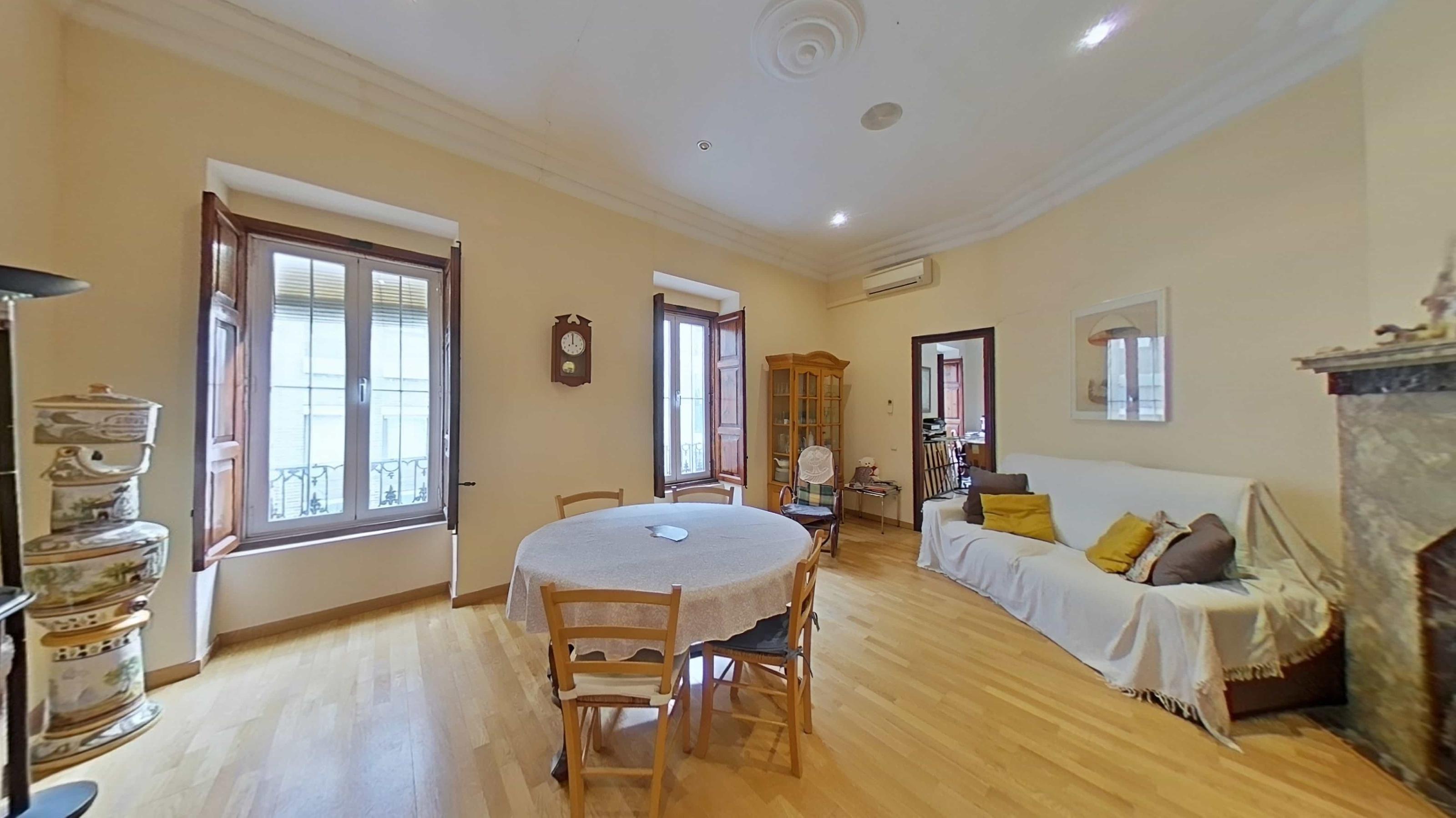 Imagen 9 Piso en venta en Valencia / Junto al Mercado de Ruzafa