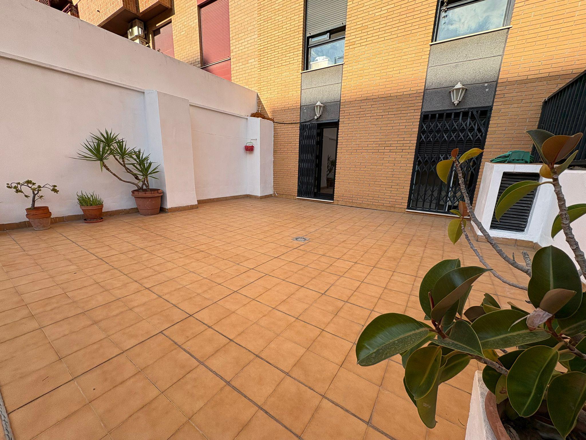 Imagen 24 Piso en venta en Valencia / Junto al Parque Central