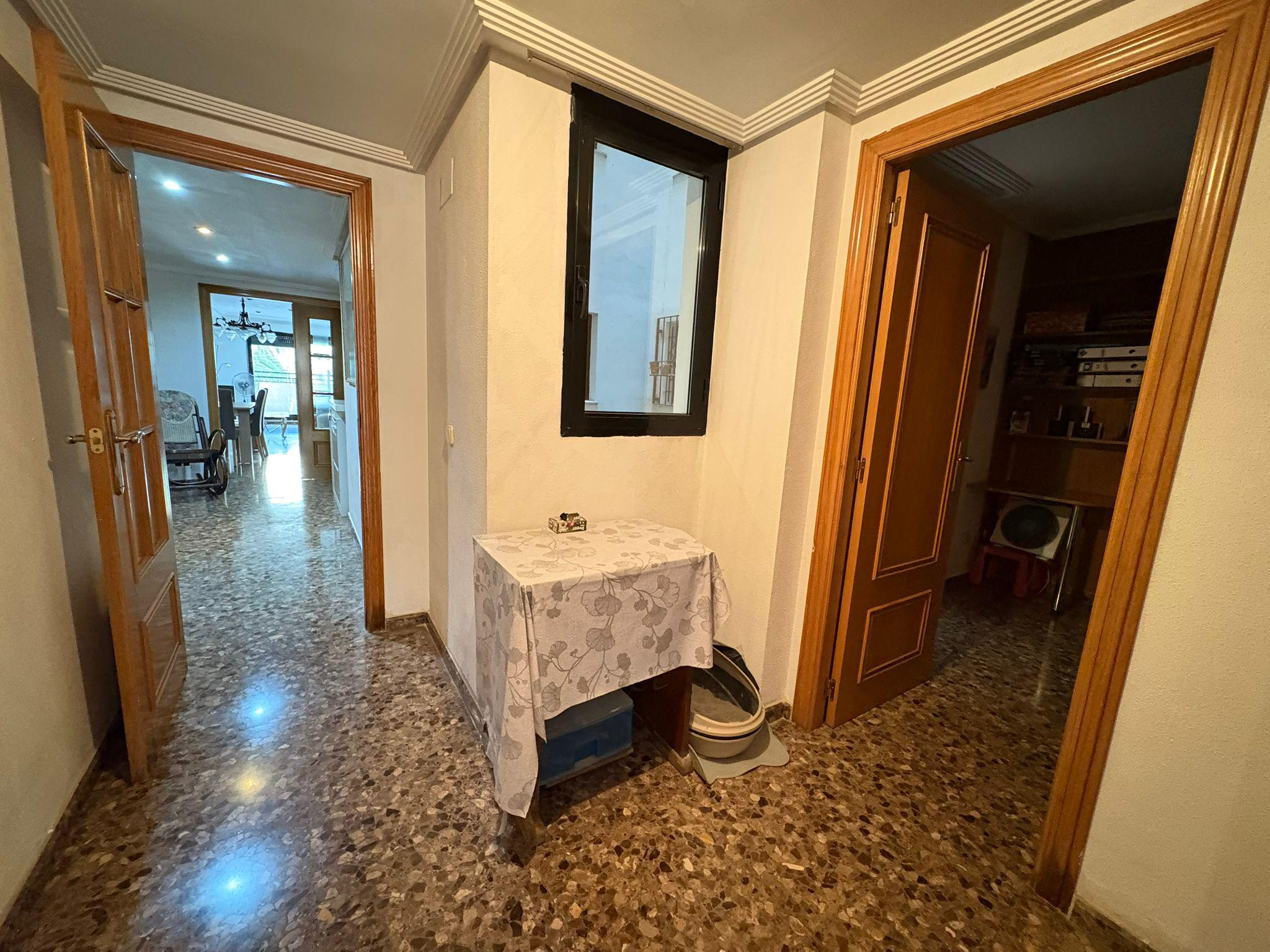 Imagen 18 Piso en venta en Valencia / Junto al Parque Central