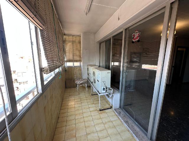 Imagen 8 Inmueble 297677 - Piso en venta en Valencia / Próxima a la Plaza Manuel Sanchís Guarner
