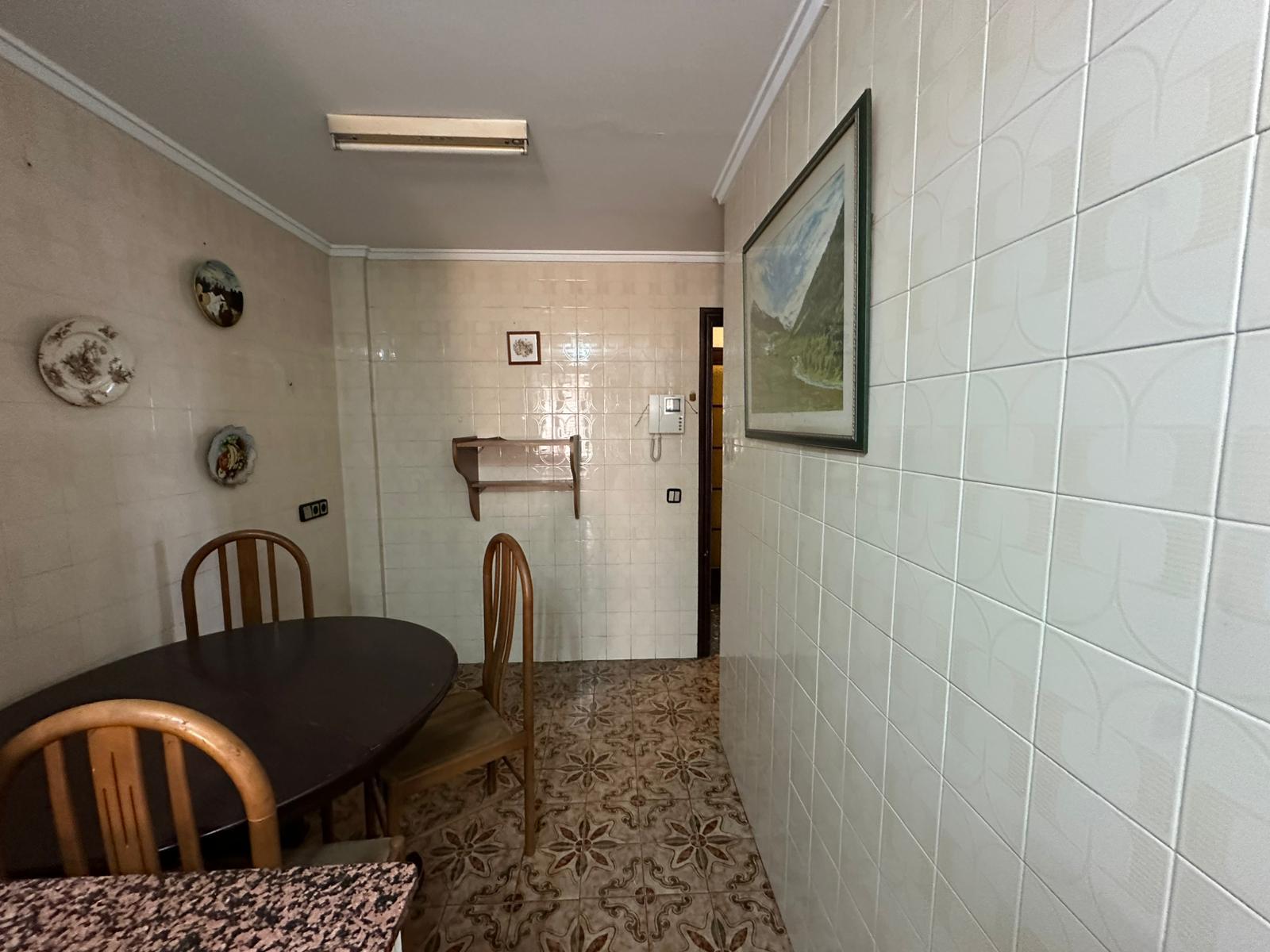 Imagen 17 Piso en venta en Valencia / Próxima a la Plaza Manuel Sanchís Guarner