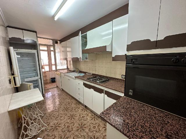 Imagen 3 Inmueble 297677 - Piso en venta en Valencia / Próxima a la Plaza Manuel Sanchís Guarner