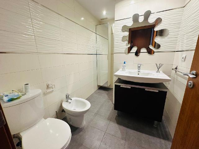 Imagen 3 Inmueble 298924 - Piso en venta en Valencia / Próximo a la parada de metro Machado