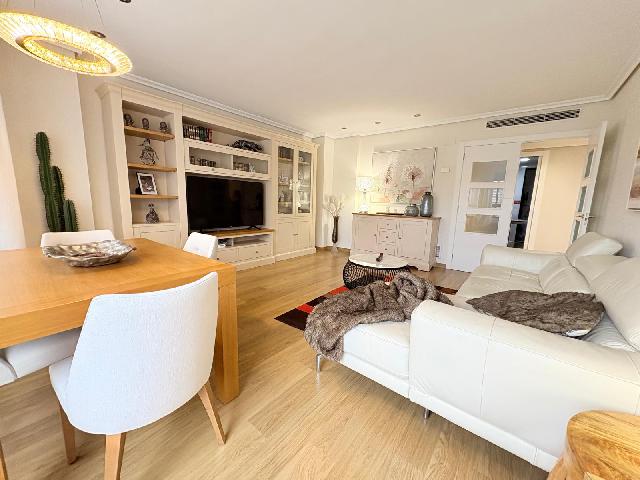 Imagen 10 Inmueble 299331 - Piso en venta en Valencia / Próximo a la Ciudad de las Ciencias