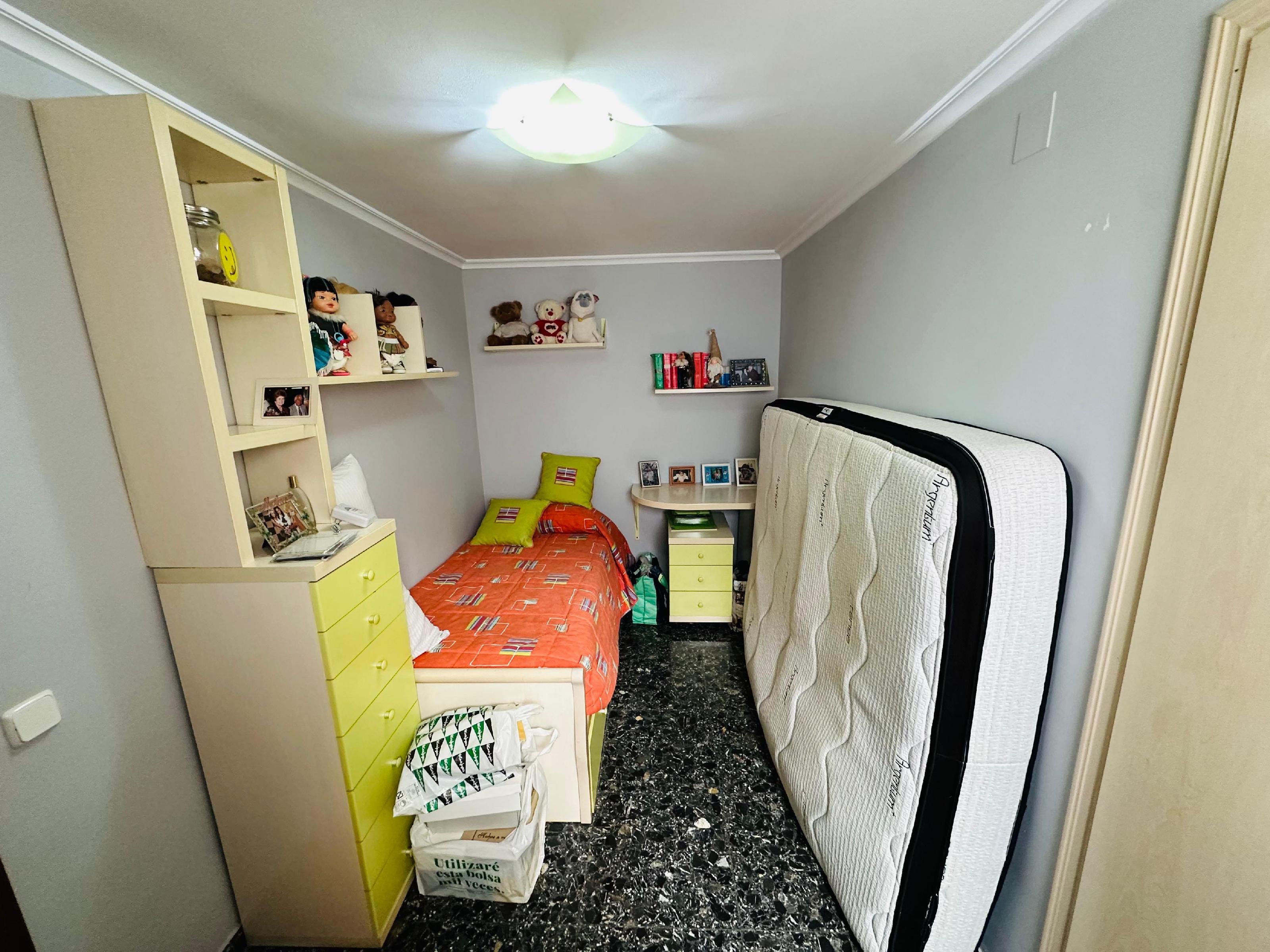 Imagen 17 Casa en venta en Valencia / A un paso de la Plaza Armada Española