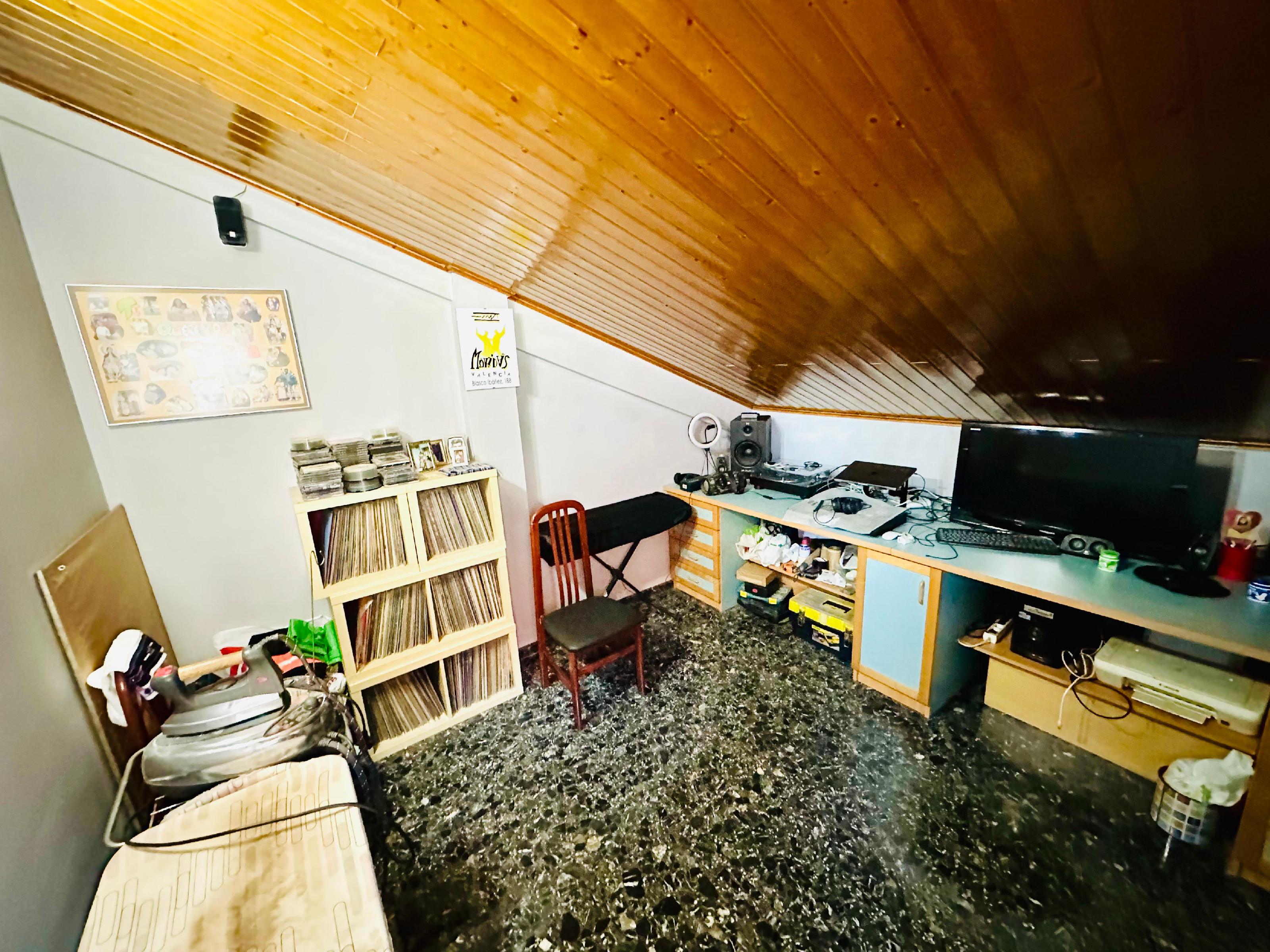 Imagen 27 Casa en venta en Valencia / A un paso de la Plaza Armada Española