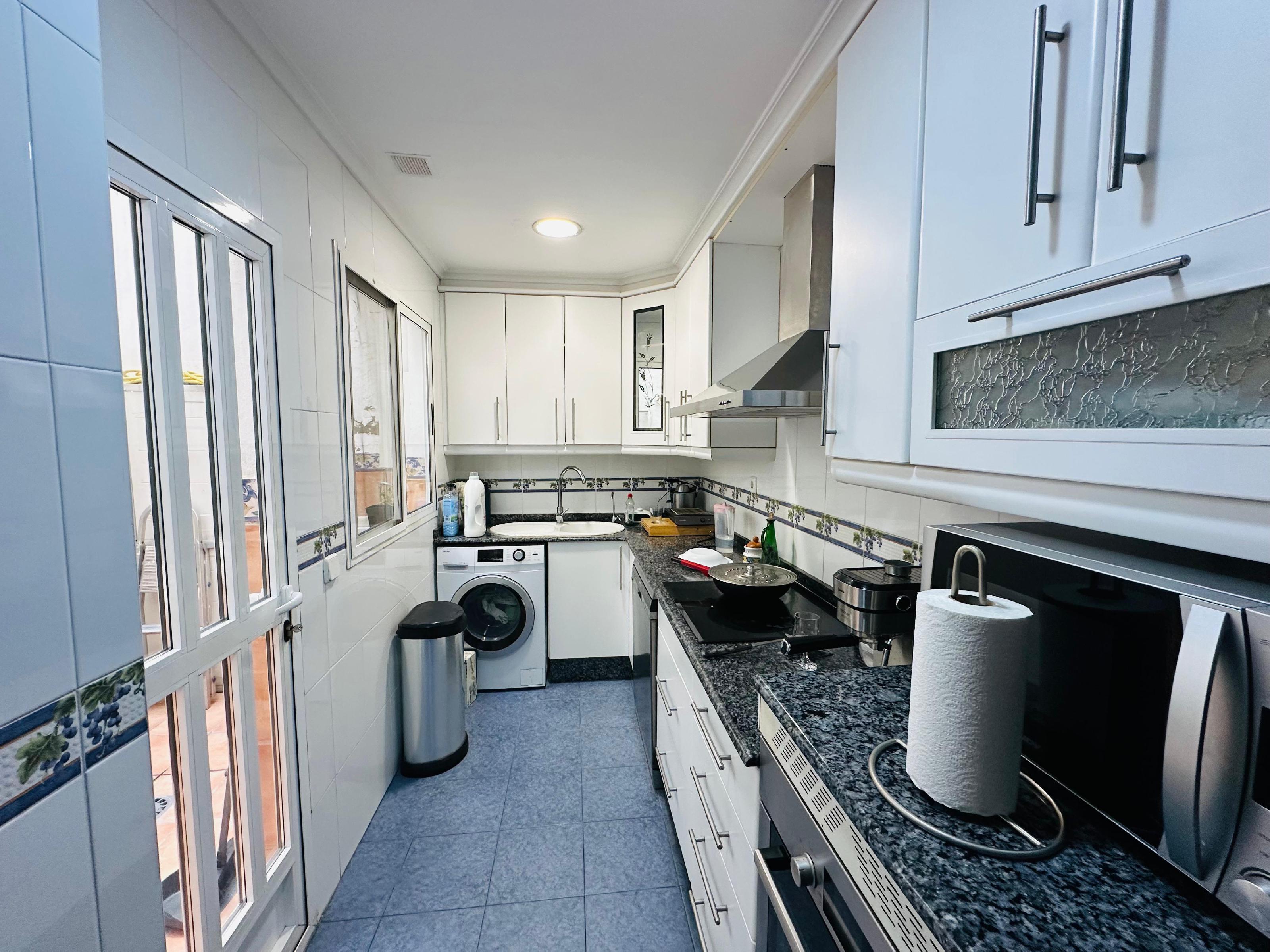 Imagen 13 Casa en venta en Valencia / A un paso de la Plaza Armada Española