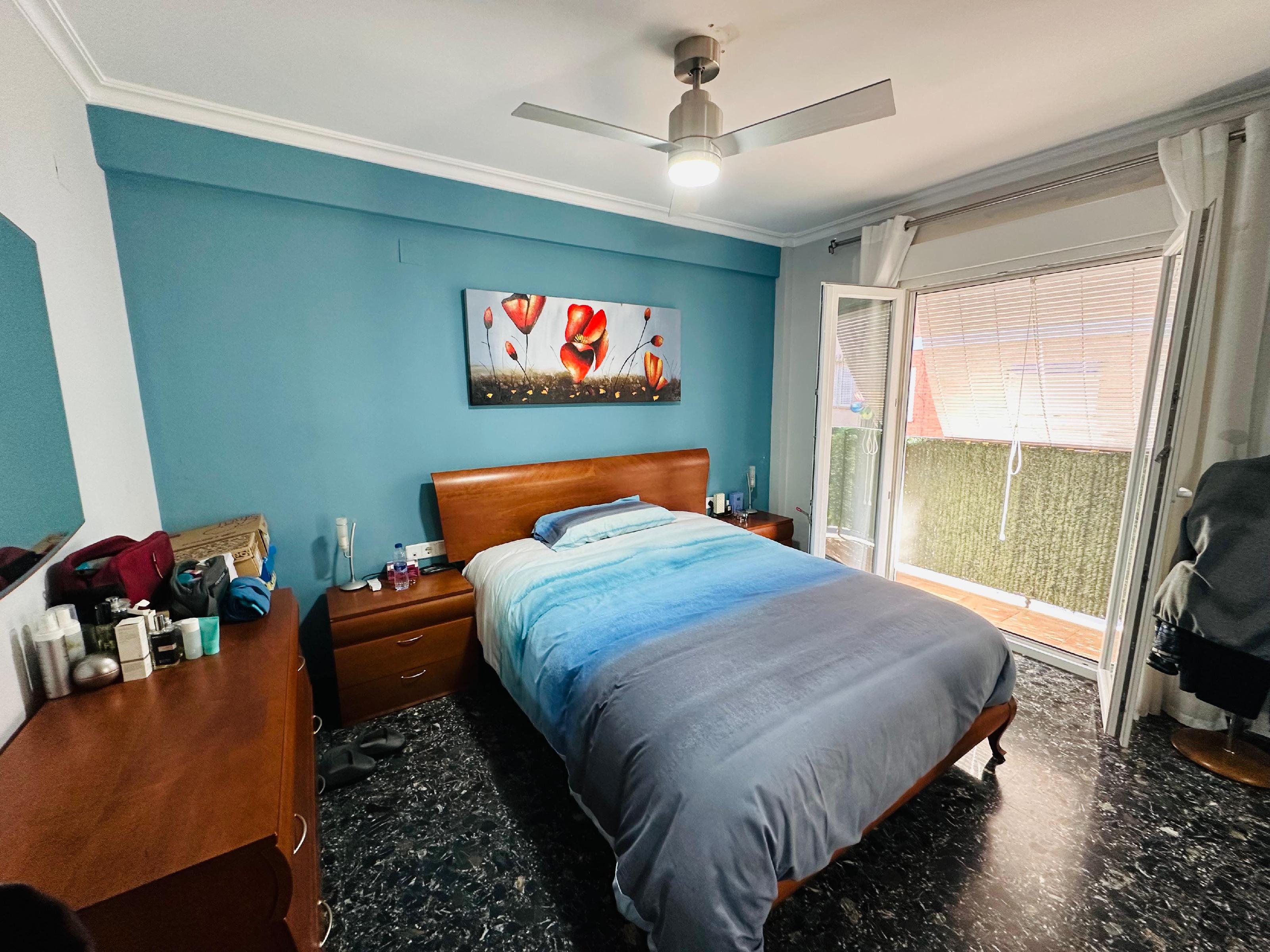 Imagen 5 Casa en venta en Valencia / A un paso de la Plaza Armada Española