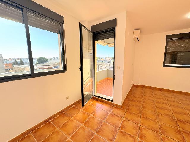 Imagen 20 Inmueble 299565 - Piso en venta en Rocafort / Rocafort Centro