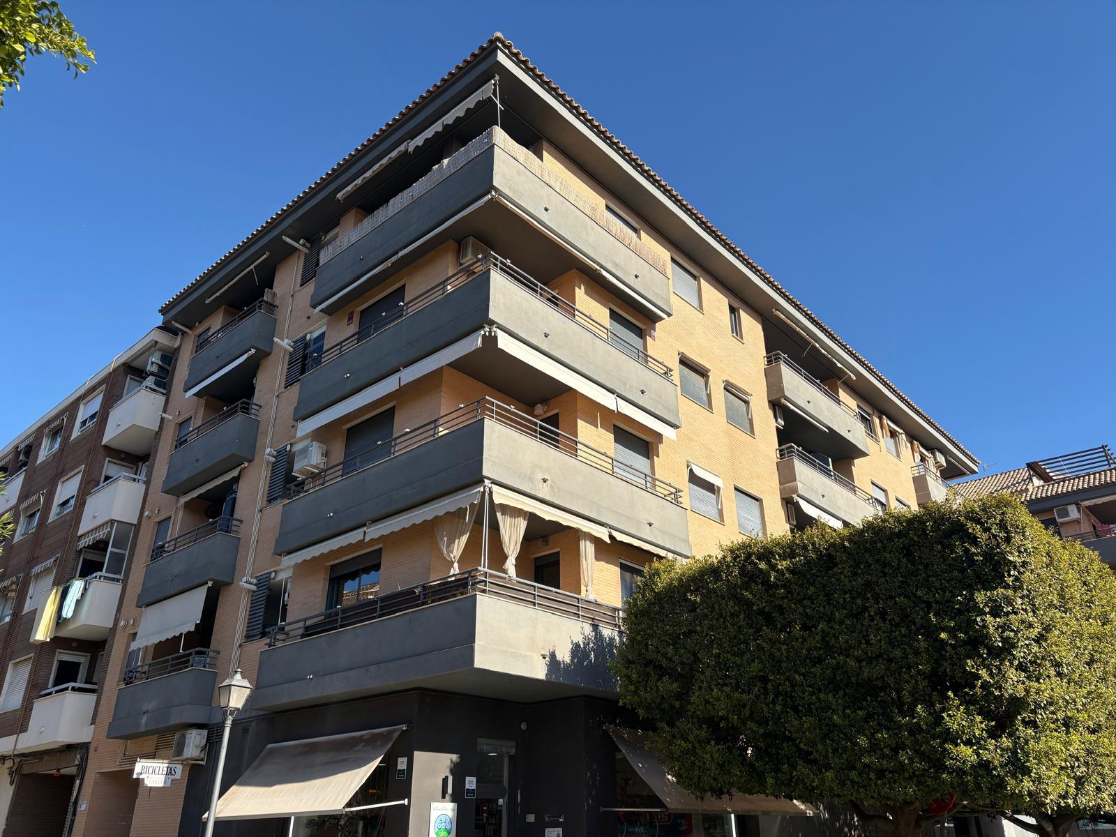 Imagen 1 Piso en venta en Rocafort / Rocafort Centro