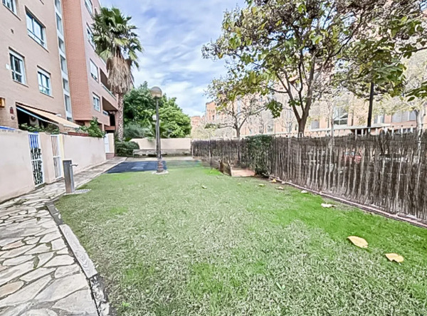 Imagen 5 Piso en venta en Valencia / Próxima al Hospital Arnau de Vilanova