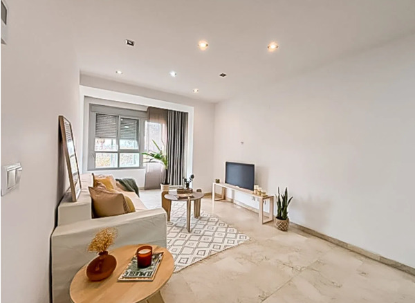 Imagen 10 Inmueble 300067 - Piso en venta en Valencia / Próxima al Hospital Arnau de Vilanova