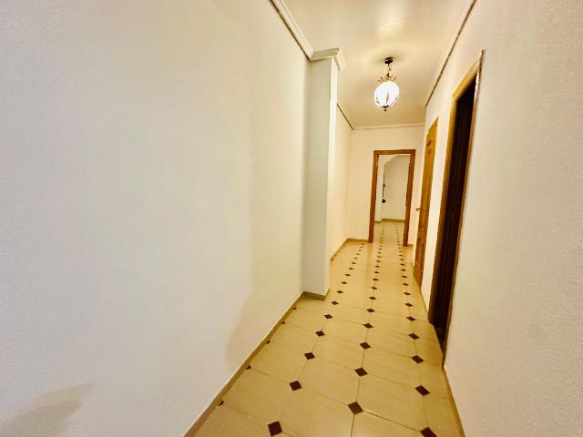 Imagen 11 Inmueble 300479 - Piso en venta en Valencia / Próxima a la Marina de Valencia y playas de la ciudad