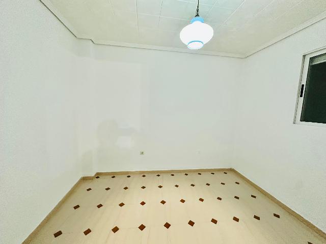 Imagen 18 Inmueble 300479 - Piso en venta en Valencia / Próxima a la Marina de Valencia y playas de la ciudad