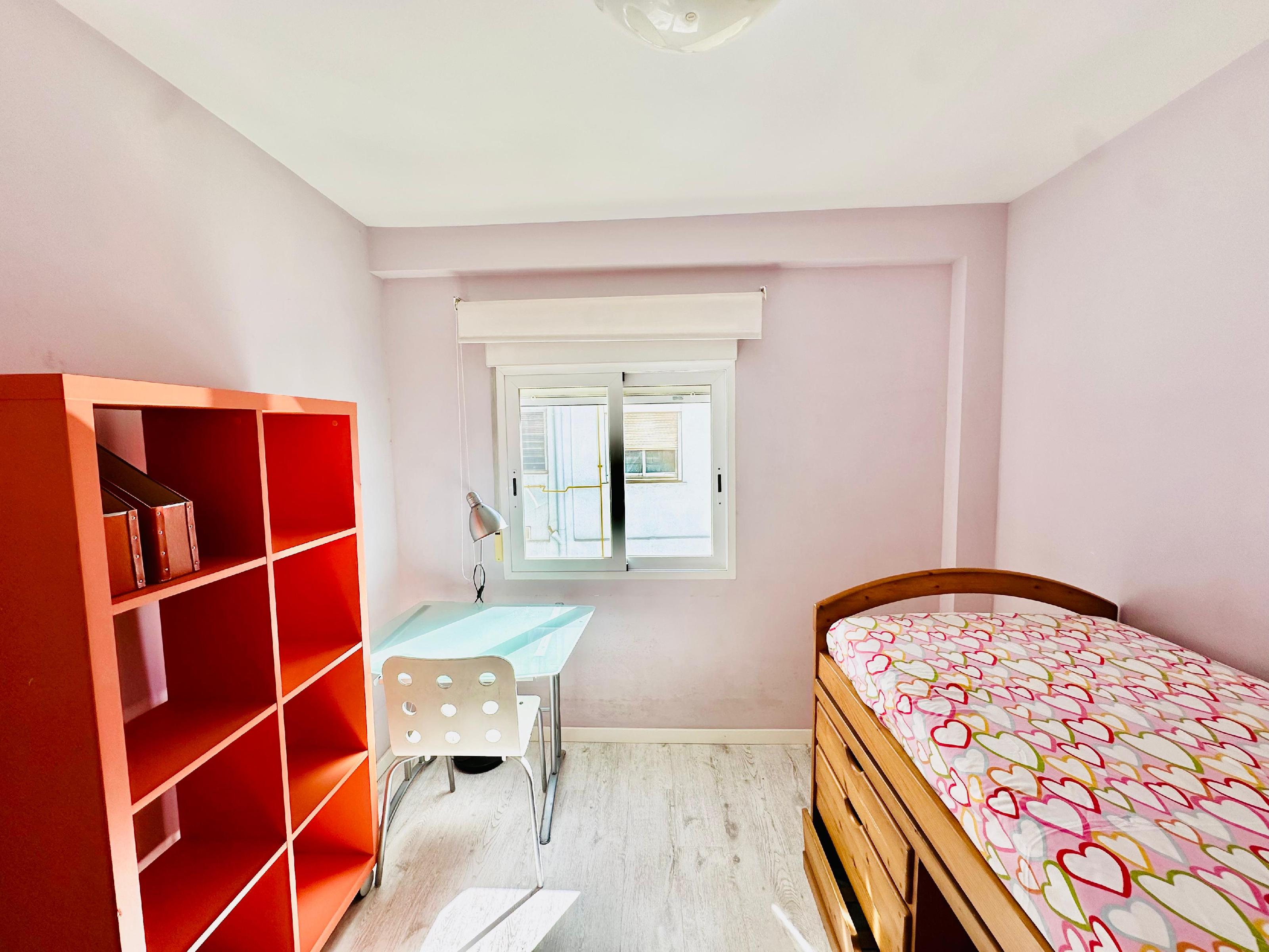 Imagen 31 Piso en venta en Valencia / Carretera de Malilla