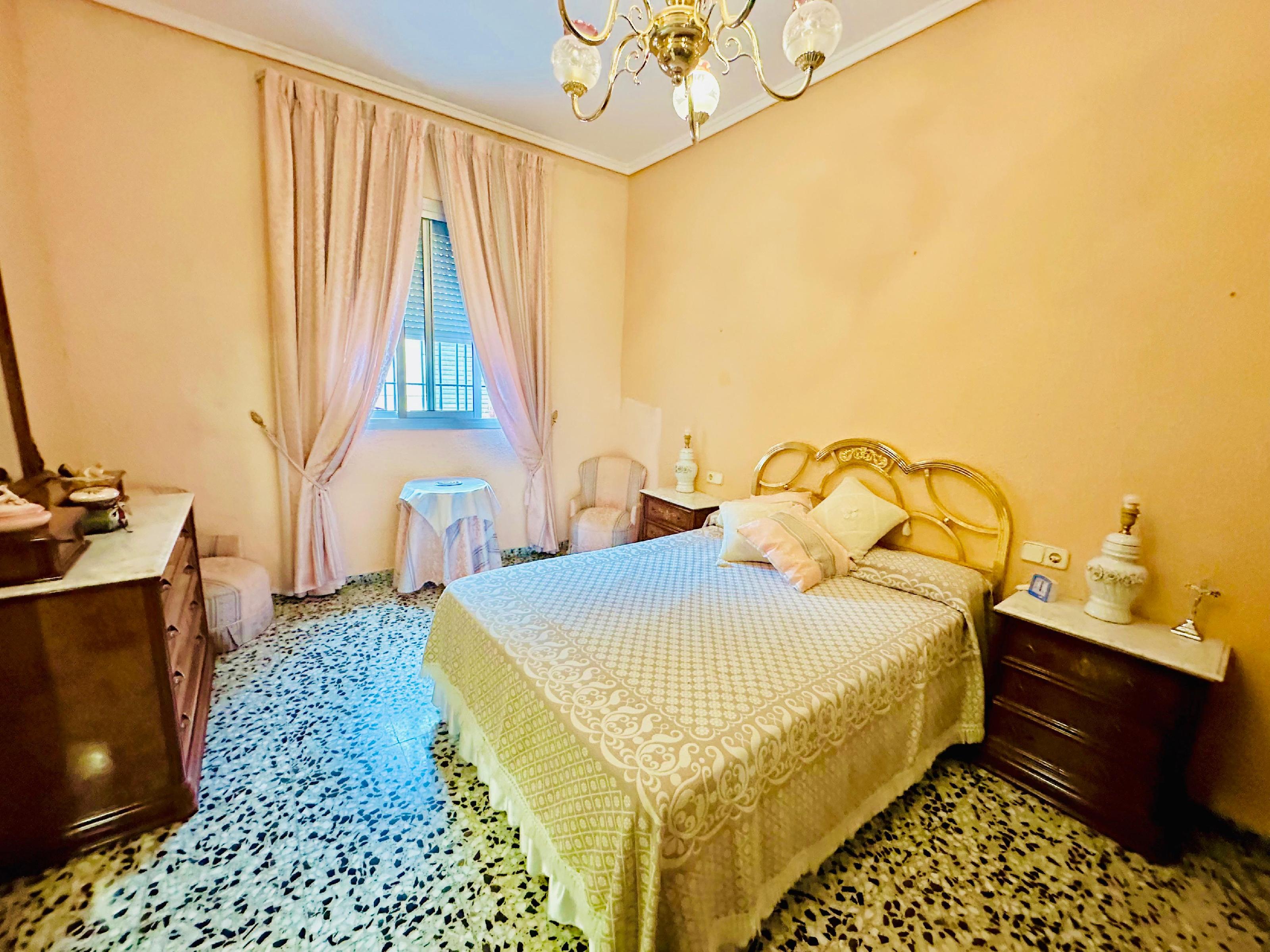 Imagen 4 Casa en venta en Burjassot / Próxima a la Plaza de la Concordia