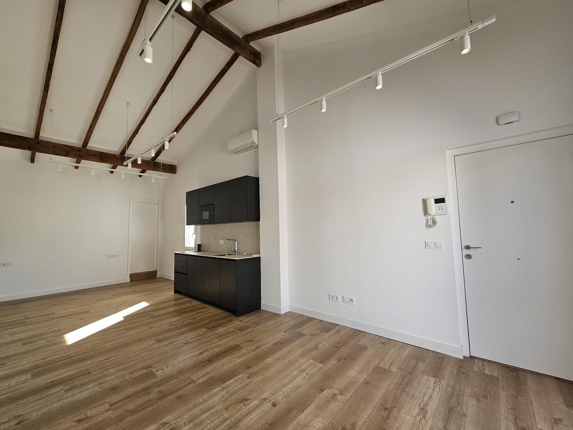 Imagen 4 Ático en venta en Valencia / Próximo al Mercado Municipal del Cabanyal