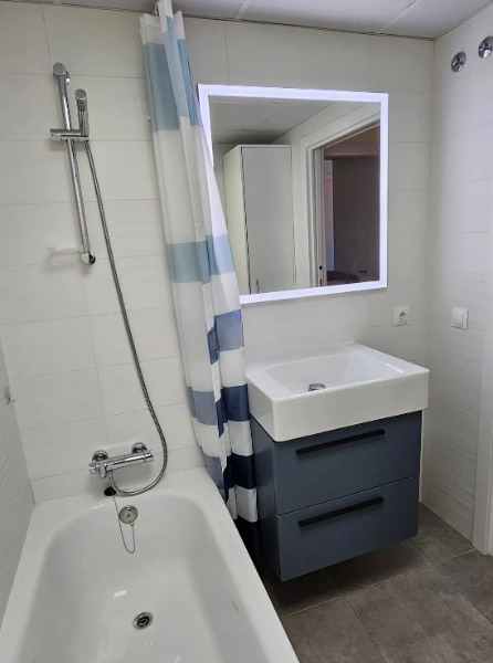 Imagen 20 Piso en venta en Valencia / Próxima al IES José Ballester