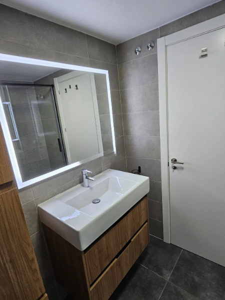 Imagen 19 Piso en venta en Valencia / Próxima al IES José Ballester