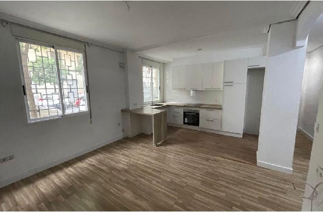 Imagen 1 Inmueble 301298 - Piso en venta en Valencia / Proxima al Parque del Oeste