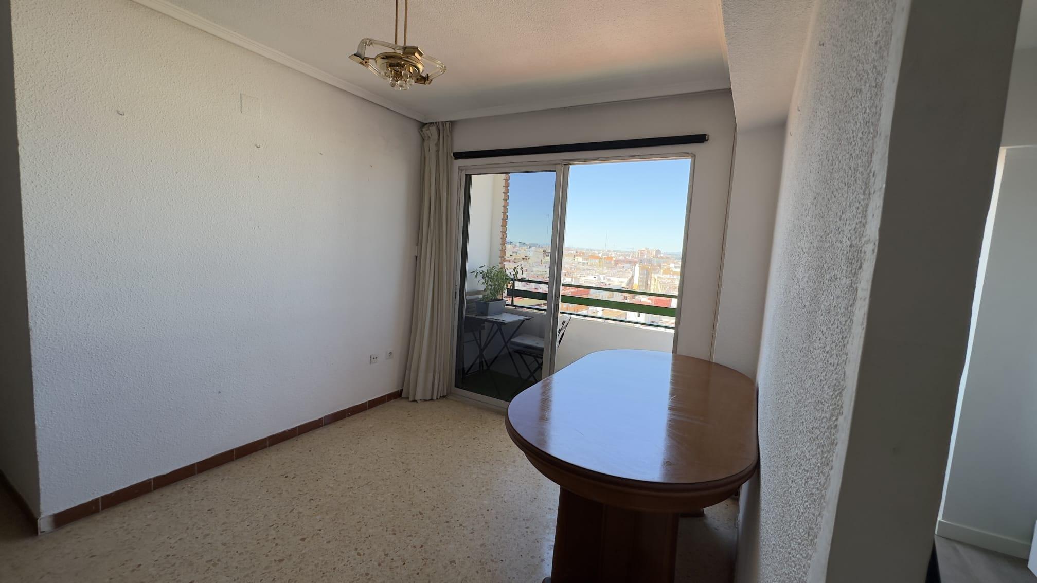 Imagen 2 Piso en venta en Valencia / Próxima al Estadio del Levante
