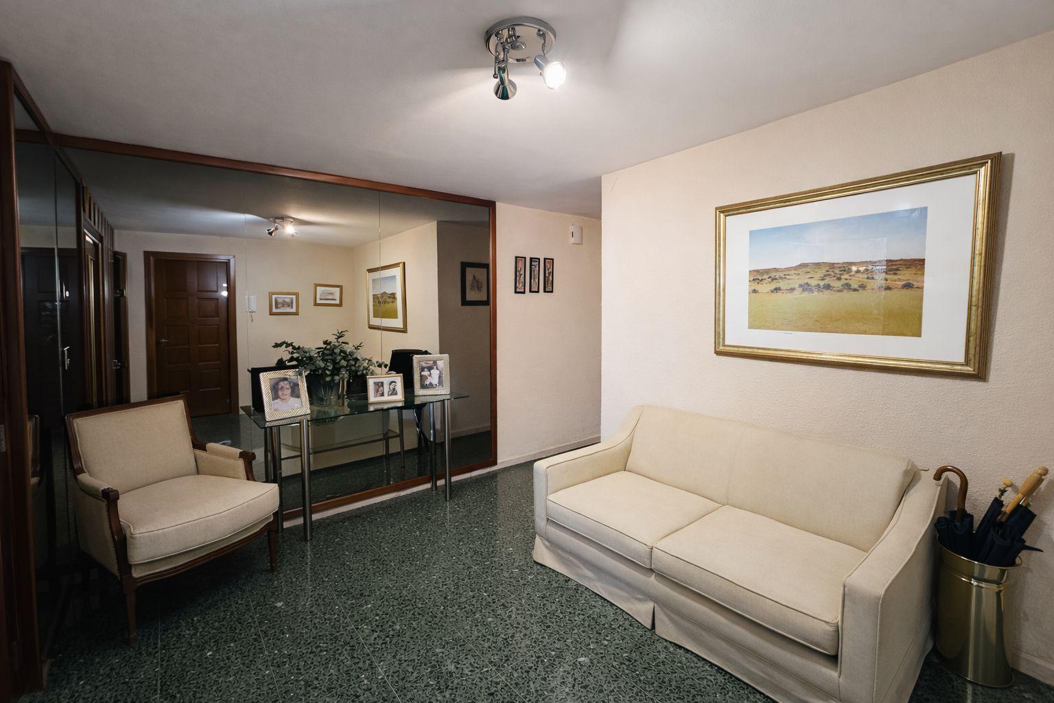 Imagen 14 Piso en venta en Valencia / Junto a las Torres de Quart