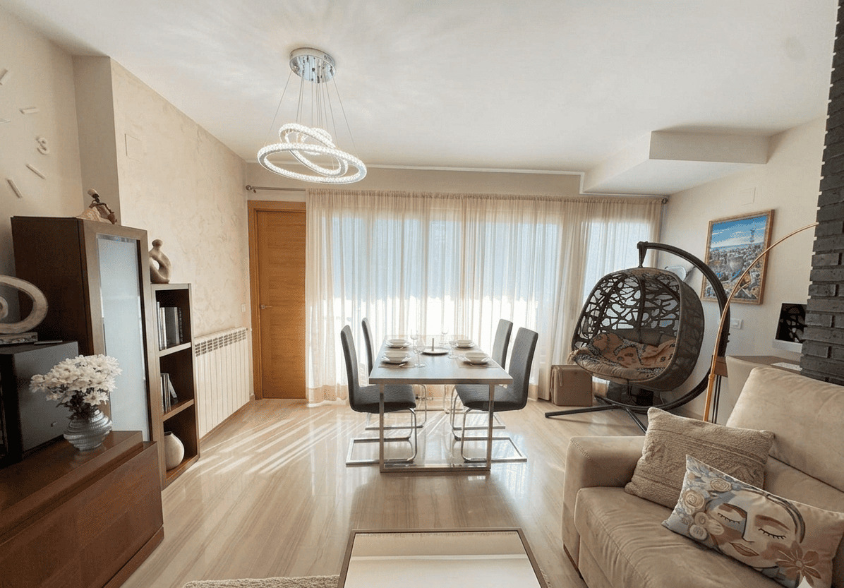 Imagen 2 Casa en venta en Chiva / En el Campo de Golf El Bosque