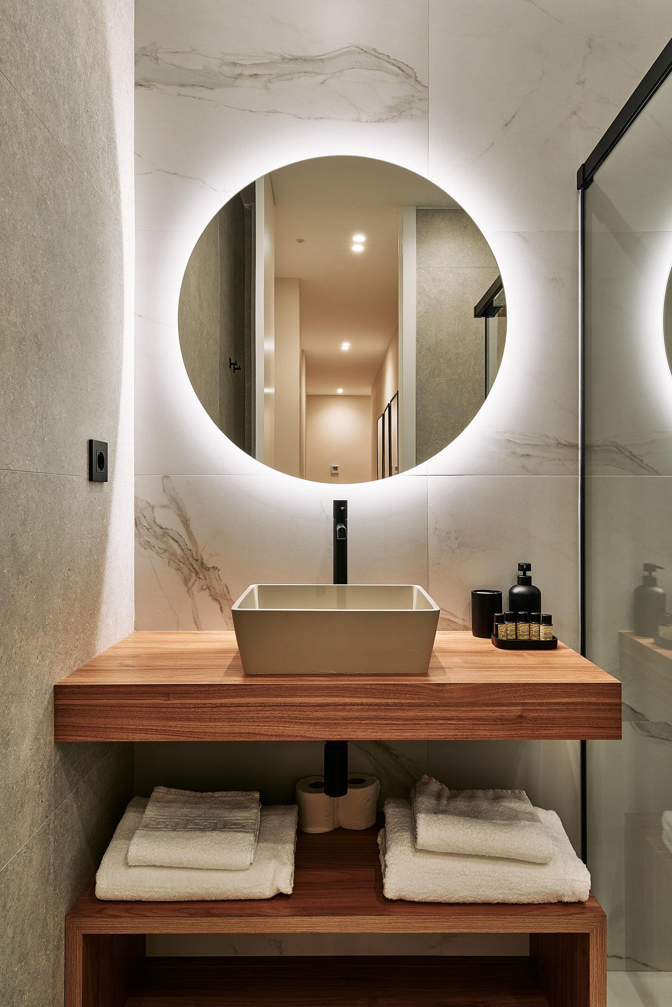 Imagen 10 Piso en venta en Madrid / A unos pasos de la Puerta del Sol, centro de Madrid.