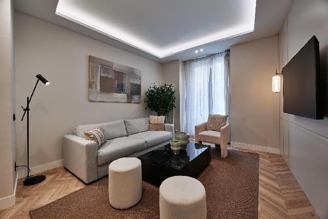 Imagen 2 Inmueble 281181 - Piso en venta en Madrid / A unos pasos de la Puerta del Sol, centro de Madrid.