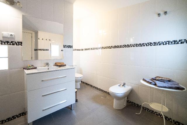 Imagen 8 Inmueble 285078 - Piso en venta en Madrid / A escasos metros de la Plaza de Santo Domingo.