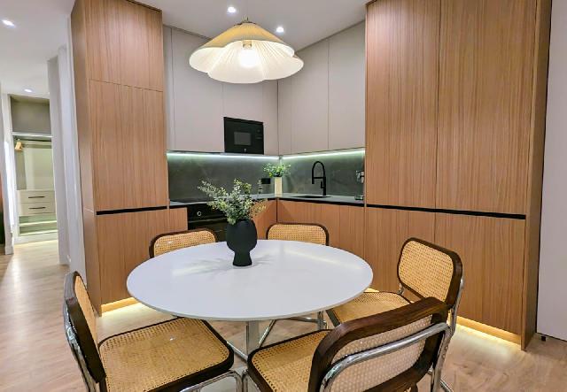 Imagen 2 Inmueble 285207 - Piso en venta en Madrid / Esquina con Calle Ayala.