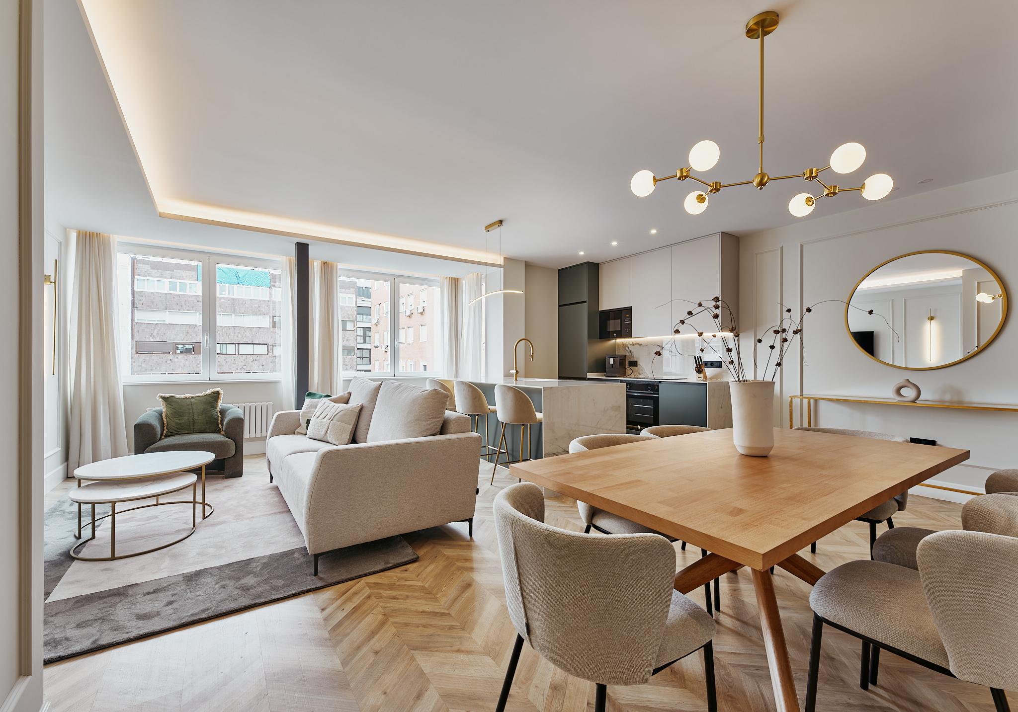 Imagen 1 Piso en venta en Madrid / Esquina con Calle Príncipe de Vergara.