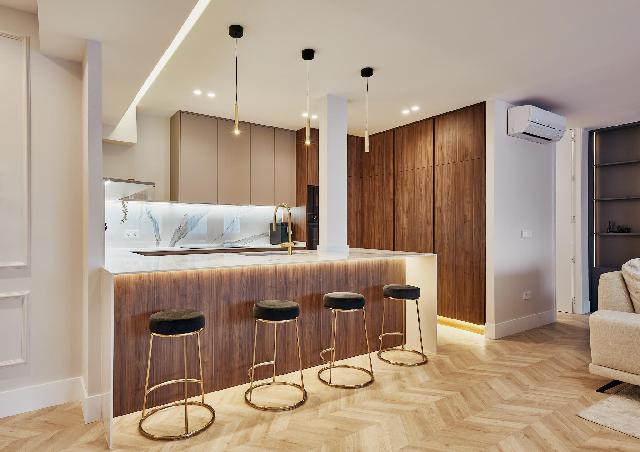 Imagen 10 Inmueble 290283 - Piso en venta en Madrid / Esquina con Juan Bravo.