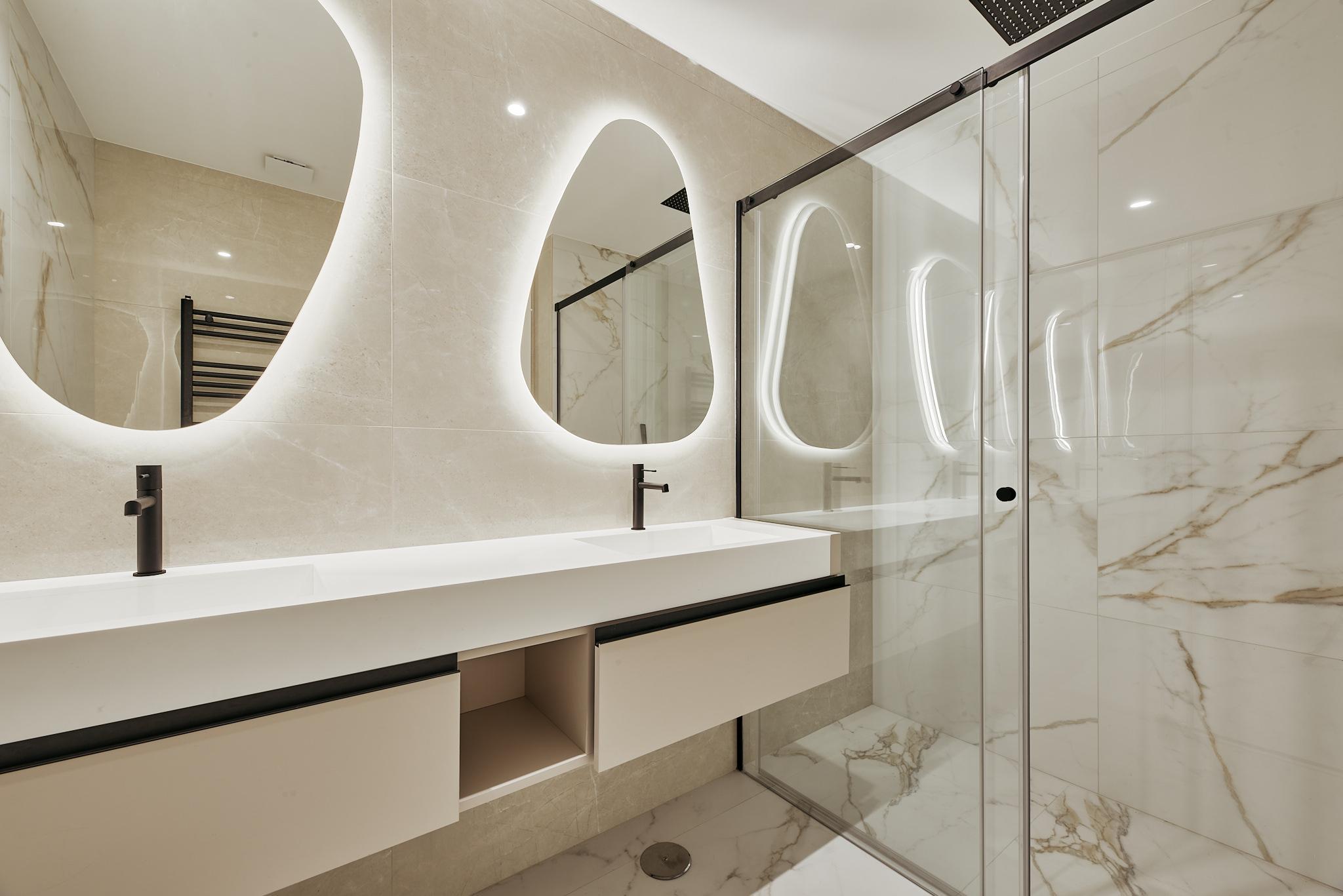 Imagen 34 Piso en venta en Madrid / Esquina con General Pardiñas.