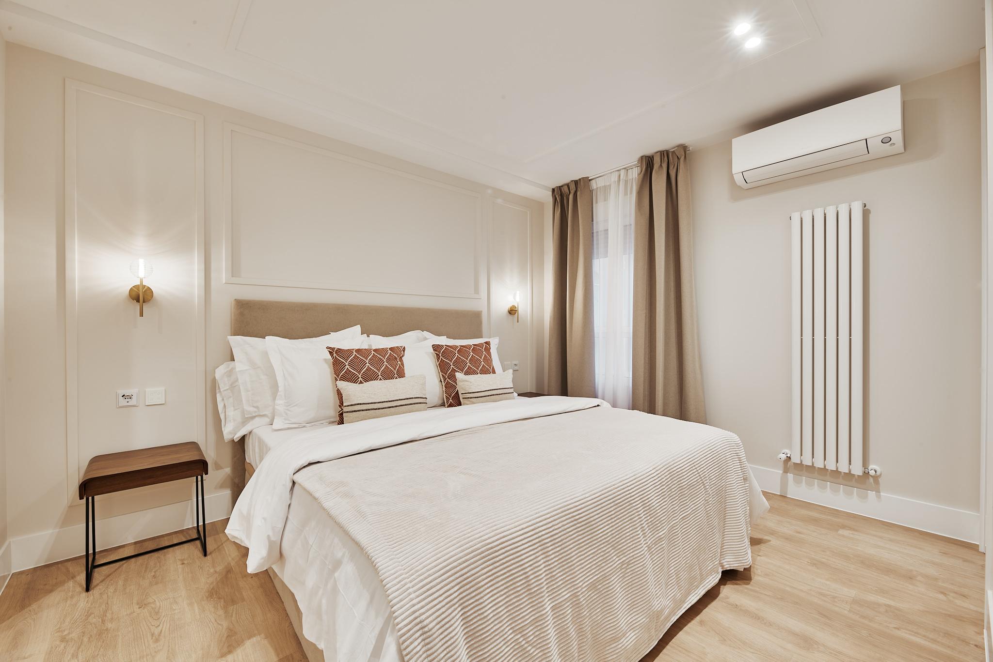 Imagen 24 Piso en venta en Madrid / Esquina con General Pardiñas.