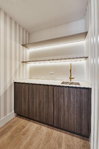 Imagen 11 Inmueble 290284 - Piso en venta en Madrid / Esquina con General Pardiñas.