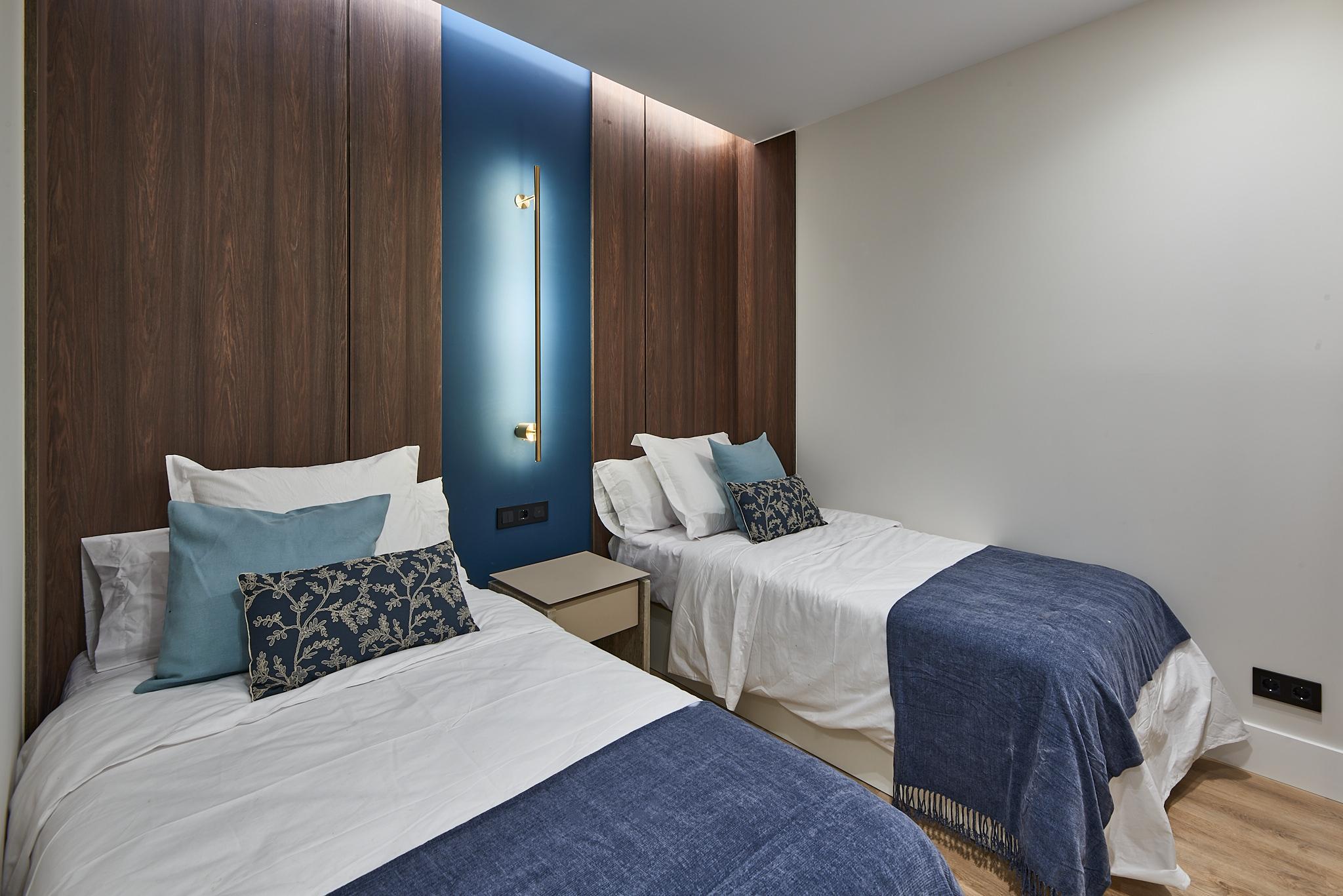 Imagen 10 Piso en venta en Madrid / Entre las calles Alcántara y Montesa.