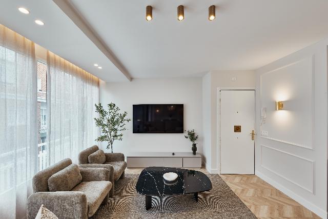 Imagen 3 Inmueble 291408 - Piso en venta en Madrid / Entre las calles Montesa y Alcántara.