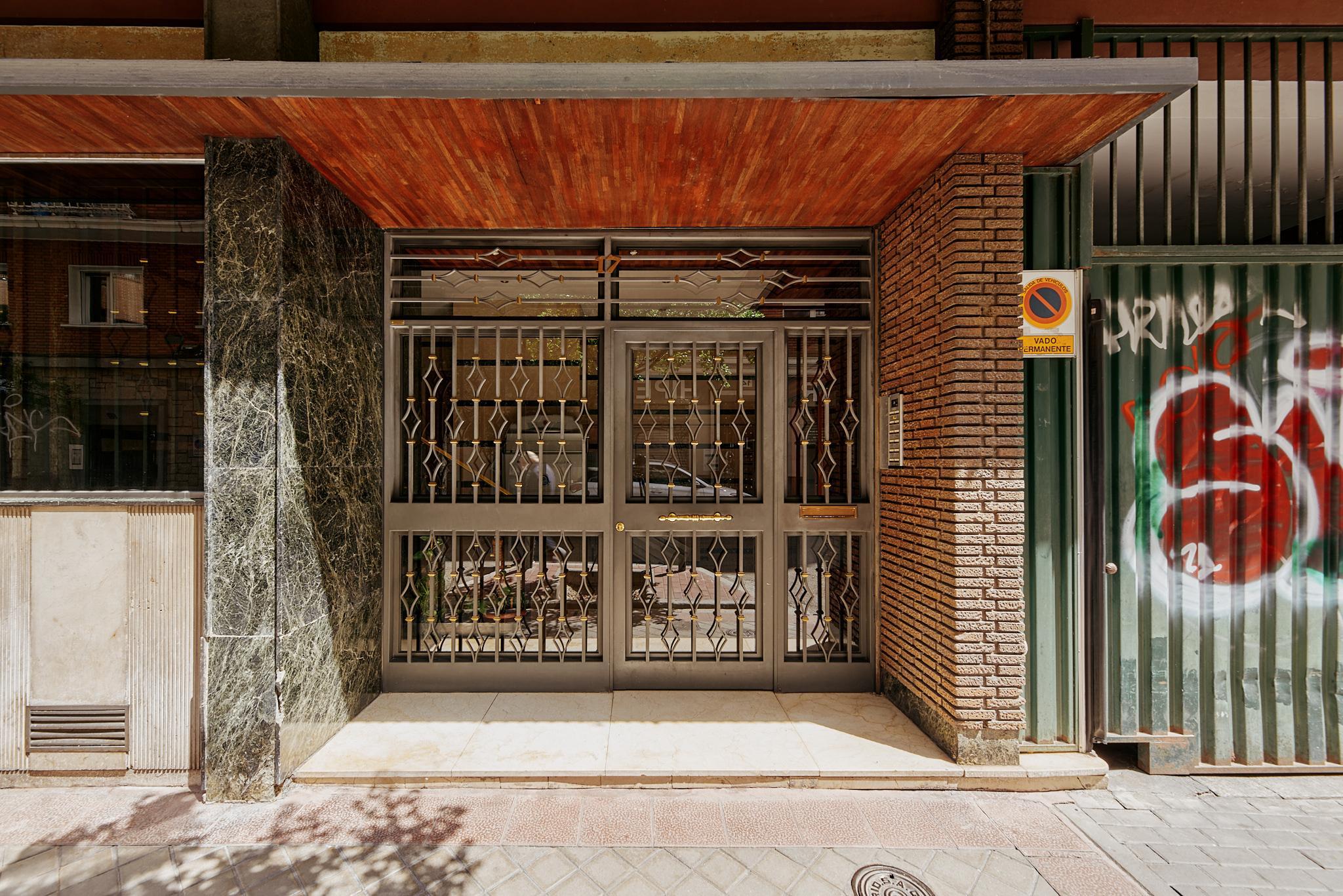 Imagen 15 Piso en venta en Madrid / Entre las calles Montesa y Alcántara.