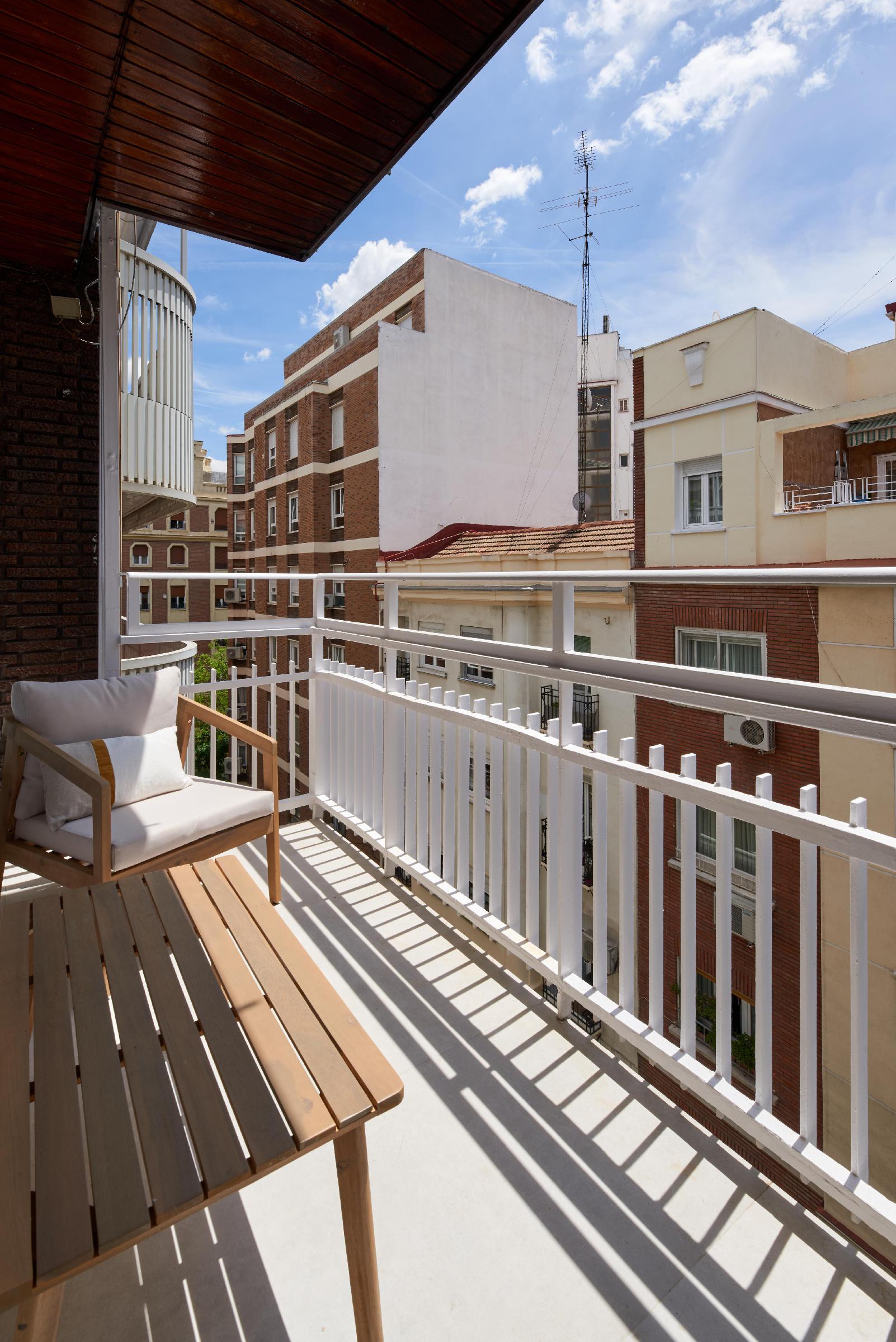 Imagen 8 Piso en venta en Madrid / Entre las calles Montesa y Alcántara.