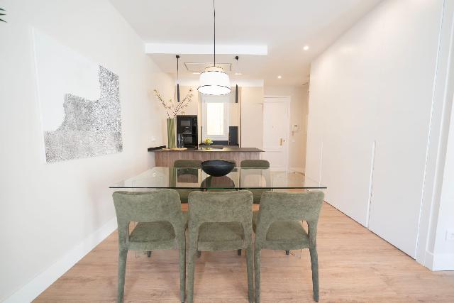 Imagen 10 Inmueble 296681 - Piso en venta en Madrid / Junto al colegio del Pilar.