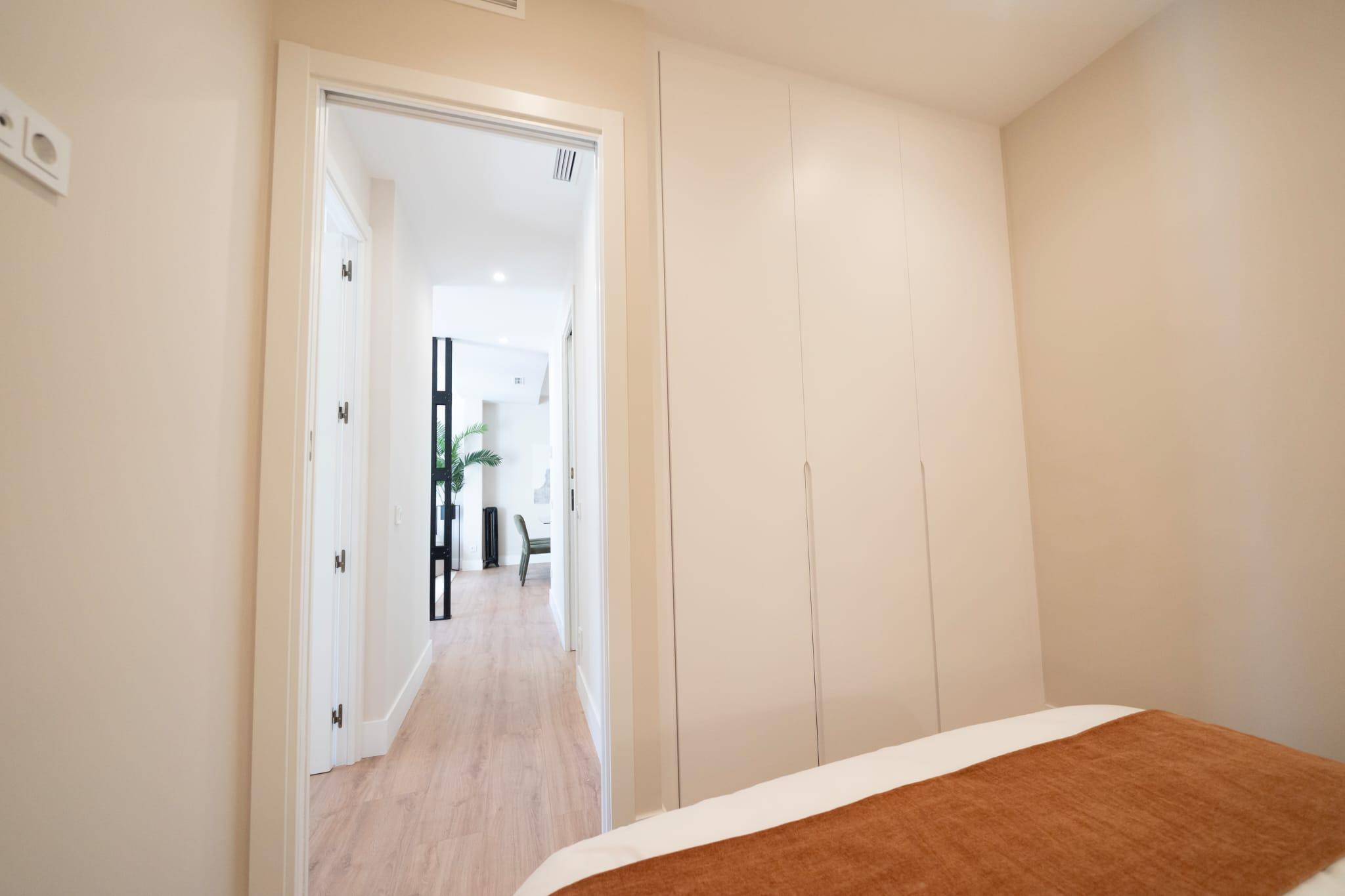 Imagen 20 Piso en venta en Madrid / Junto al colegio del Pilar.