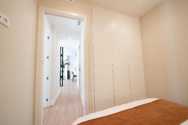 Imagen 20 Inmueble 296681 - Piso en venta en Madrid / Junto al colegio del Pilar.