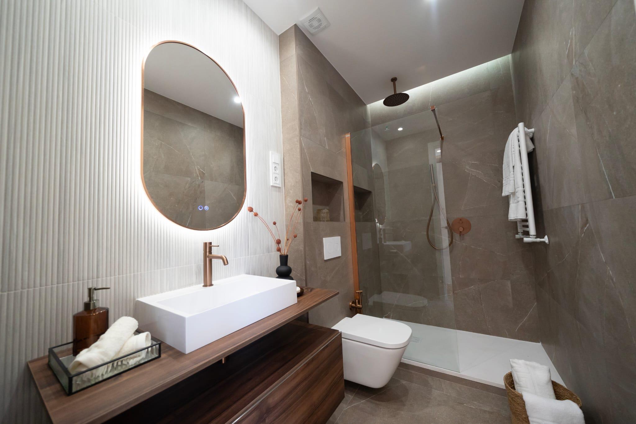 Imagen 24 Piso en venta en Madrid / Junto al colegio del Pilar.