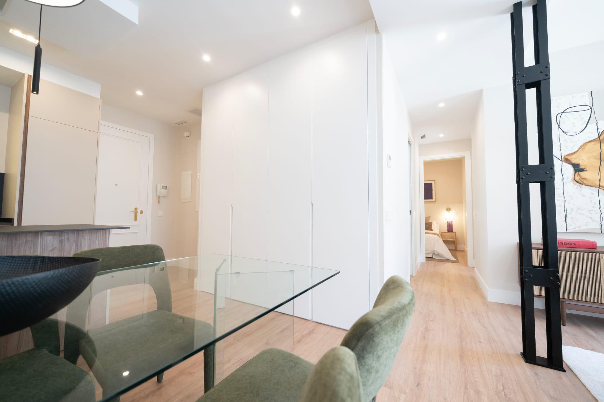 Imagen 12 Piso en venta en Madrid / Junto al colegio del Pilar.